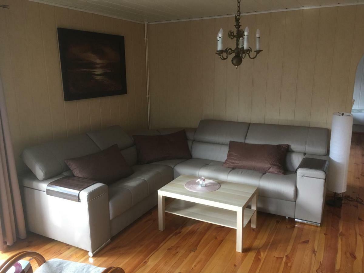 Willa Na Wzgorzu Brenna Exteriör bild